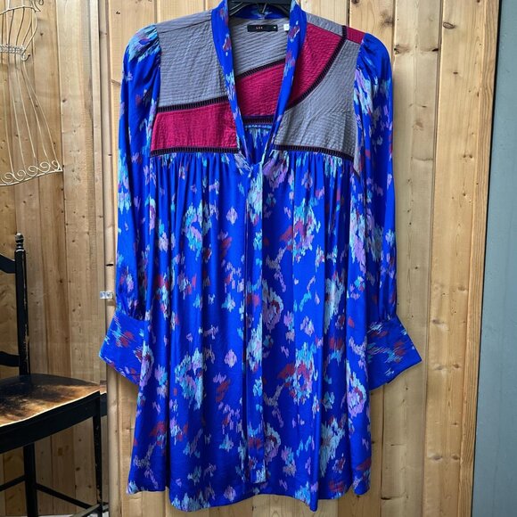 Lux Dresses & Skirts - LUX blue printed babydoll style dress. Size medium. Falls at the knees Depending